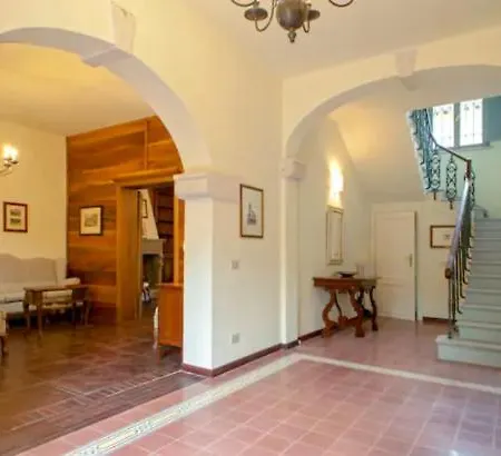 Holiday home Fattoria Uccelliera *